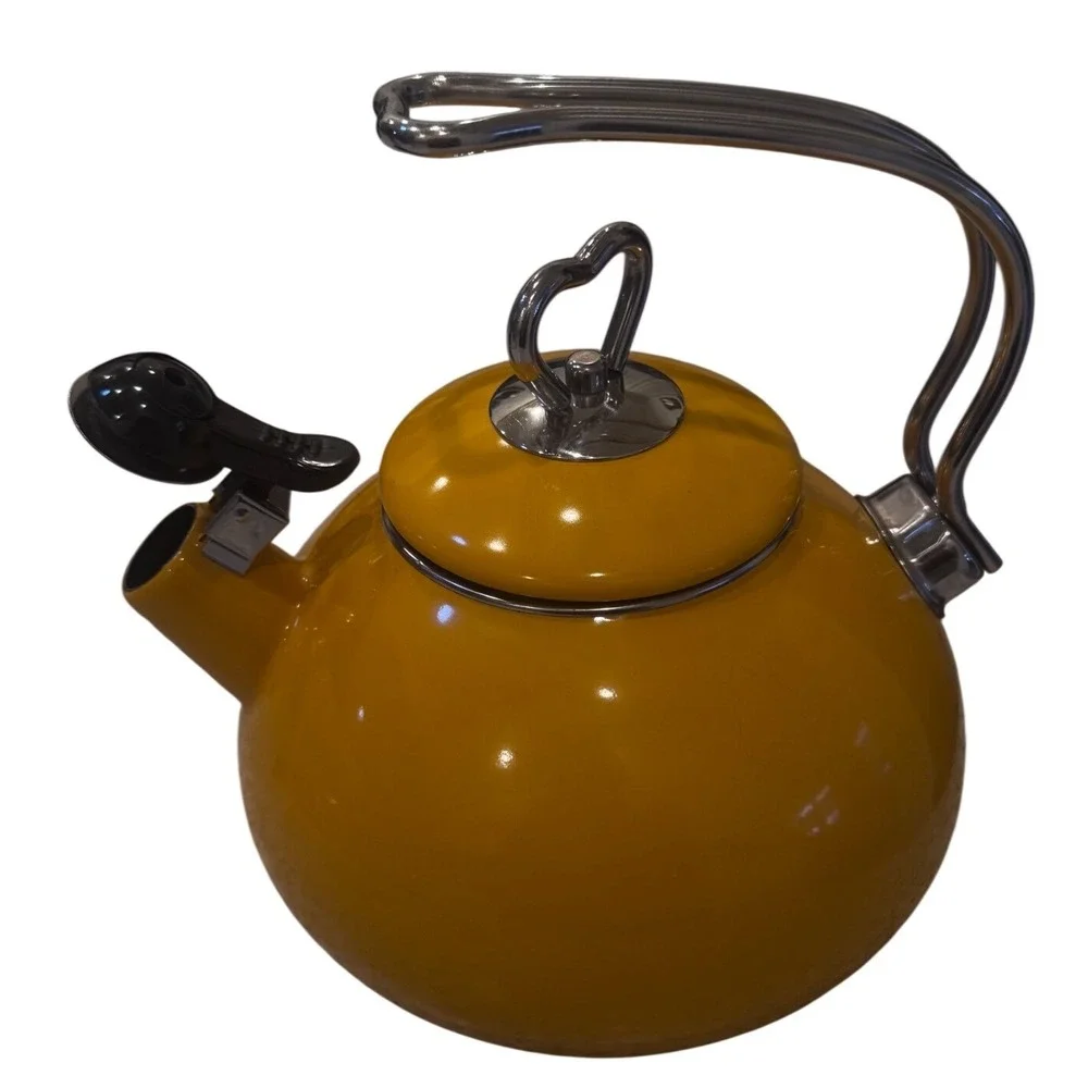 Mustard Yellow Enamel Whistling Tea Kettle Heart Knob Retro Stove Tea Pot EUC‎